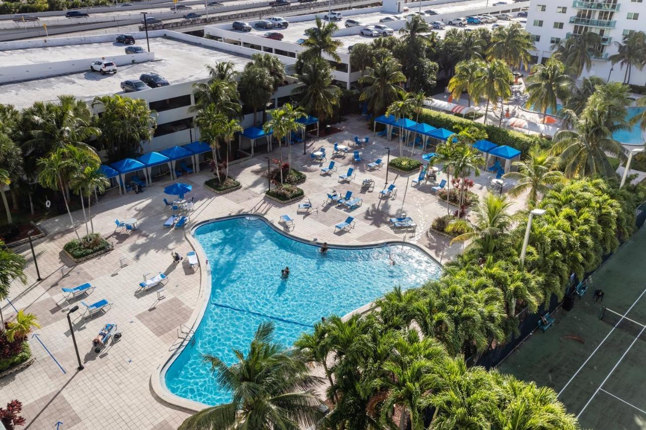Sunny Isles Ocean Reserve Condo Apartments ゴールデン・ビーチ エクステリア 写真