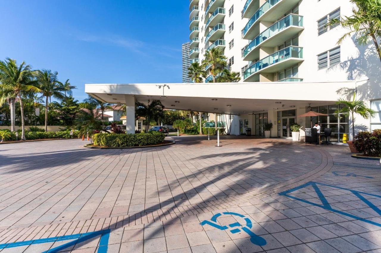 Sunny Isles Ocean Reserve Condo Apartments ゴールデン・ビーチ エクステリア 写真